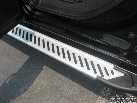 Romik USA Running Board, Ral-T Series, Polished, Silver, With Black End Caps, Aluminum, Unlighted, 450 Pound Capacity – 61345418
