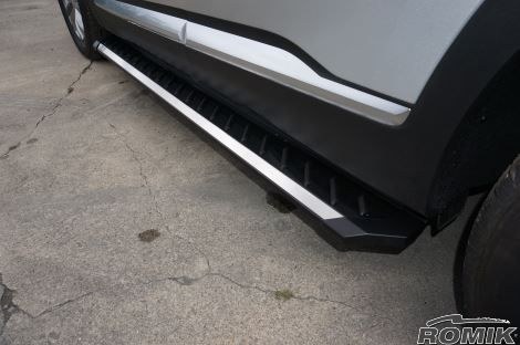 Romik USA Running Board, Ral Series, Polished, Aluminum, Unlighted, 400 Pound Capacity, With Mounting Bracket/ Hardware – 62220418