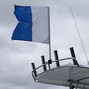 Railblaza Flagpole, 31-1/2 Inch Height, Fixed Height, Anodized Aluminum Pole/ Fiberglass Reinforced Nylon Plastic Base, Holds 1 Flag – 05-0063-01