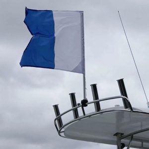 Railblaza Flagpole, 31-1/2 Inch Height, Fixed Height, Anodized Aluminum Pole/ Fiberglass Reinforced Nylon Plastic Base, Holds 1 Flag – 02-4009-11