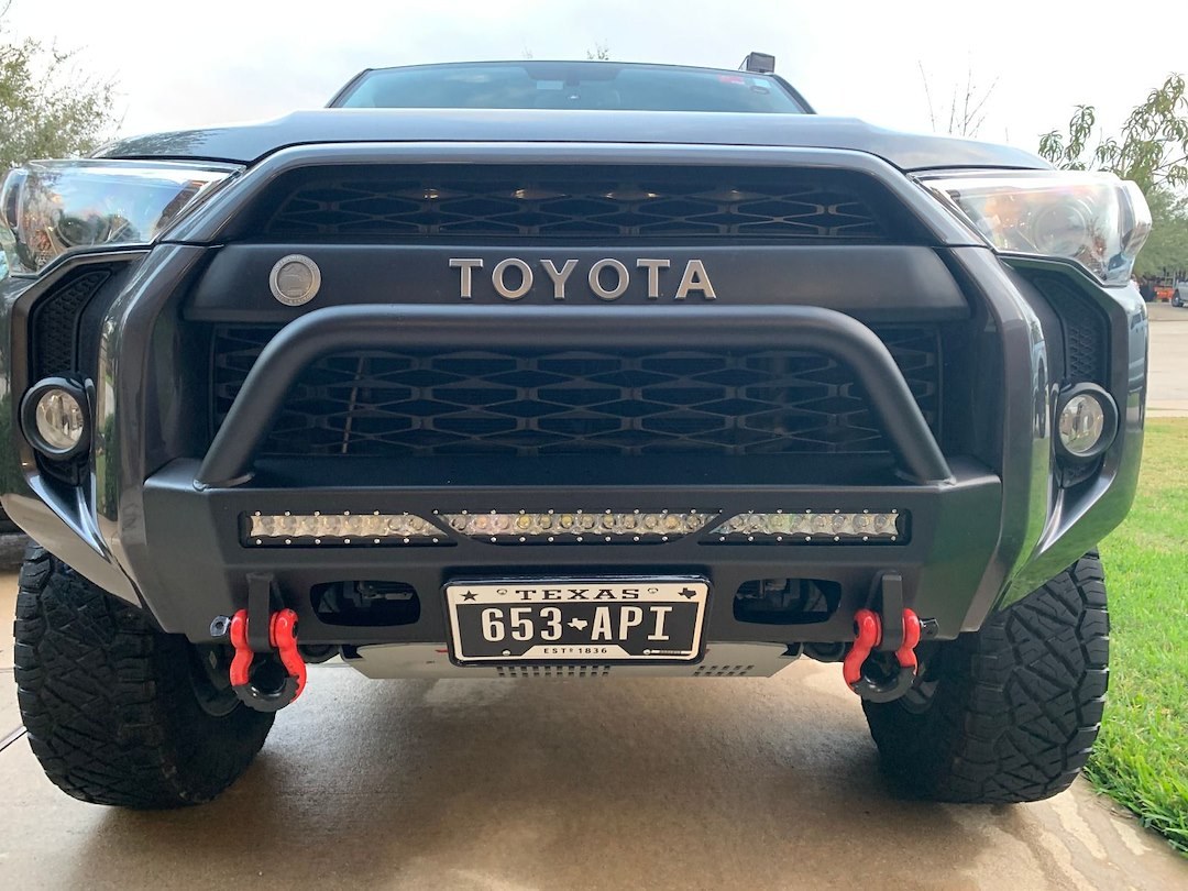 Road Armor Bumper, Stealth, One Piece Design, Low Profile, Mounting Hardware Included, With Bull Bar, With Winch Mount, With Shackle Mounts – 9151FR4B
