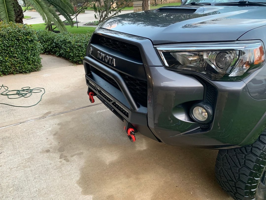 Road Armor Bumper, Stealth, One Piece Design, Low Profile, Mounting Hardware Included, With Bull Bar, With Winch Mount, With Shackle Mounts – 9151FR4B