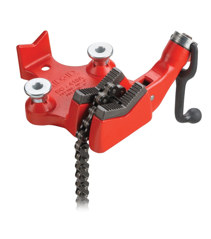 Ridgid Pipe Vise, BC410A, 1/8 Inch to 4 Inch Pipe Capacity, Top Screw Bench Chain Vise, Red, Cast Iron Base – 40195