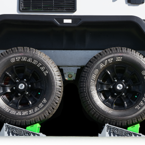 Rhino-Rack Trailer Leveling Kit, With 2 Leveling Ramps/ 2 Leveling Ramp Chock and 4 Anti-Sink Plates – TGTLVLPK