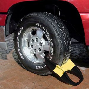 Rack’em Mfg Trailer Wheel Locking Boot, Fits Up to a 20 Inch Wheel, Does Not Cover Lug Nuts – RA-25