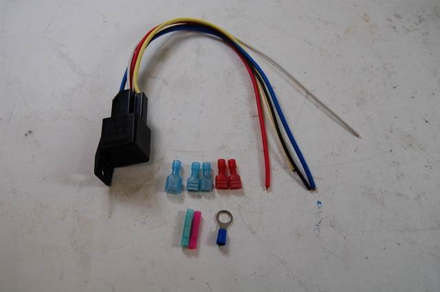 Racing Power Cooling Fan Relay, Universal, 30 Amp, On 185 Degrees/ Off 170 Degrees, Without Electronic Thermostat – R1018