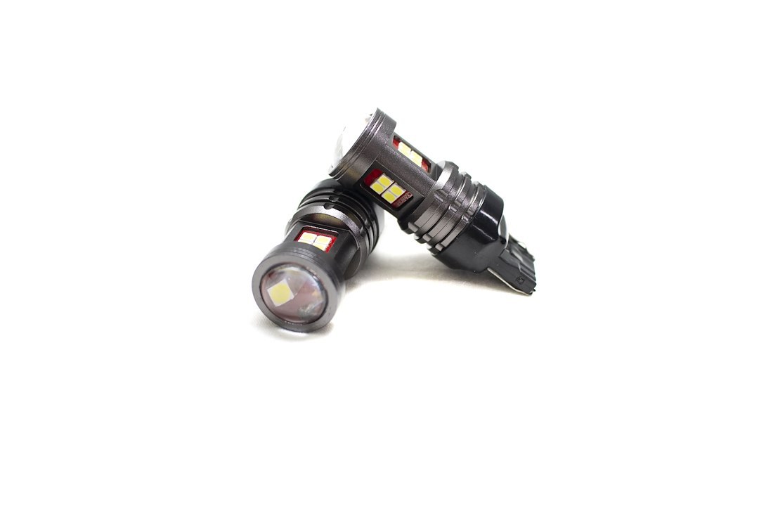 Race Sport Lighting Multi Purpose Light Bulb – LED, Terminator Series, 7440 LED Bulb, White, Set of 2 – RSTB7440W