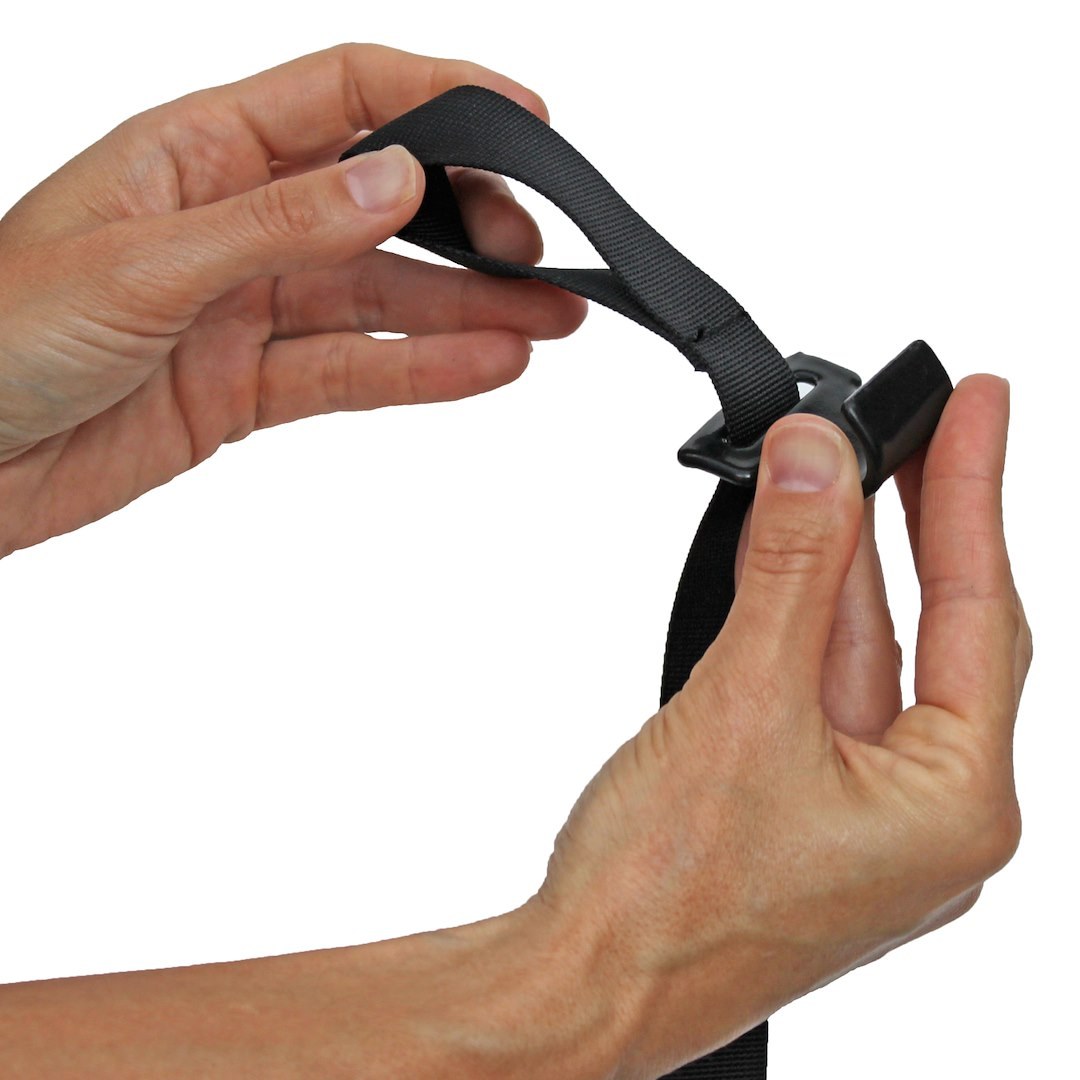 Rightline Tie Down Strap Hook, Car Top Carrier, Black, Metal – 100600