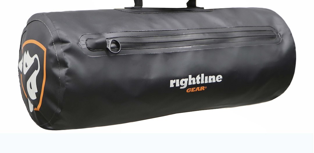 Rightline Cargo Bag, Straps to Roll Bar, 20 Inch Length X 8 Inch Depth, Main Compartment and Zippered Side Pocket – 100J70-B