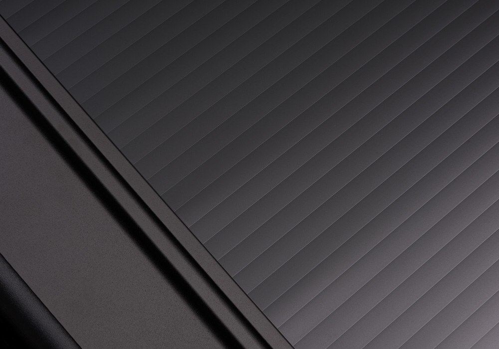 Retrax Tonneau Cover, Retraxone Mx, Manual Retractable, Key Lockable, Black Matte, Polycarbonate – 60861