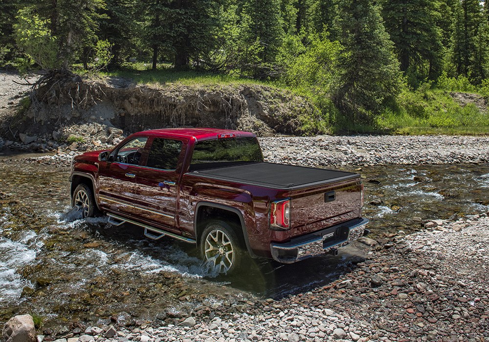 Retrax Tonneau Cover, Retraxone Mx, Manual Retractable, Key Lockable, Black Matte, Polycarbonate – 60861