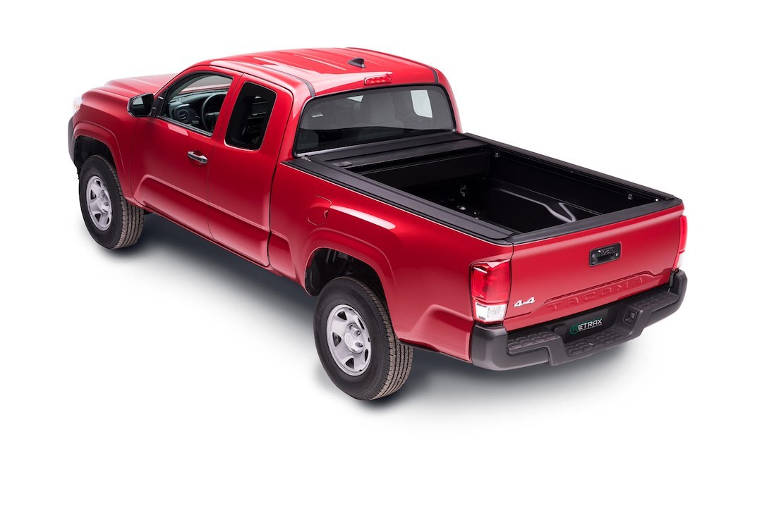 Retrax Tonneau Cover, Retraxone Mx, Manual Retractable, Key Lockable, Black Matte, Polycarbonate – 60861