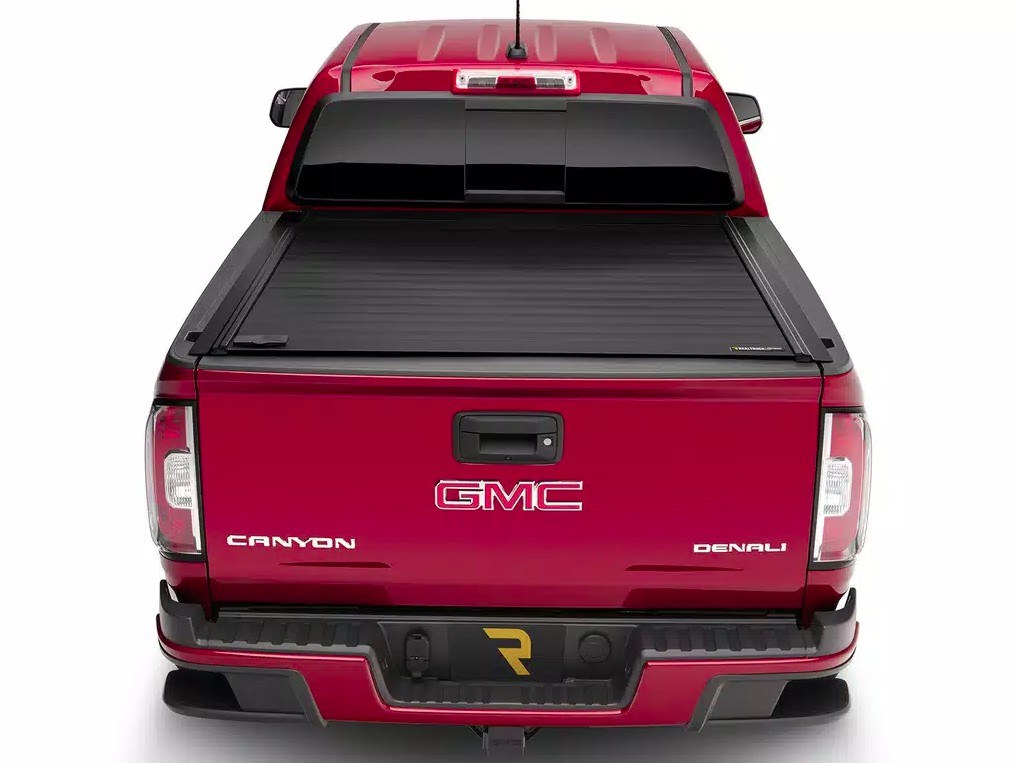 Retrax Tonneau Cover, Retraxpro Mx, Manual Retractable, Low Profile, Powder Coated Matte Black, Aluminum, Key Lockable – 80132RTX