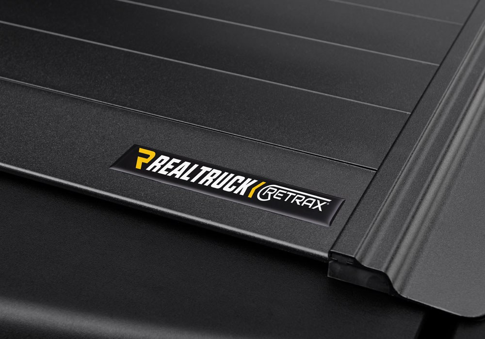 Retrax Tonneau Cover, Retraxpro Mx, Manual Retractable, Key Lockable, Black Matte, Aluminum – 80372