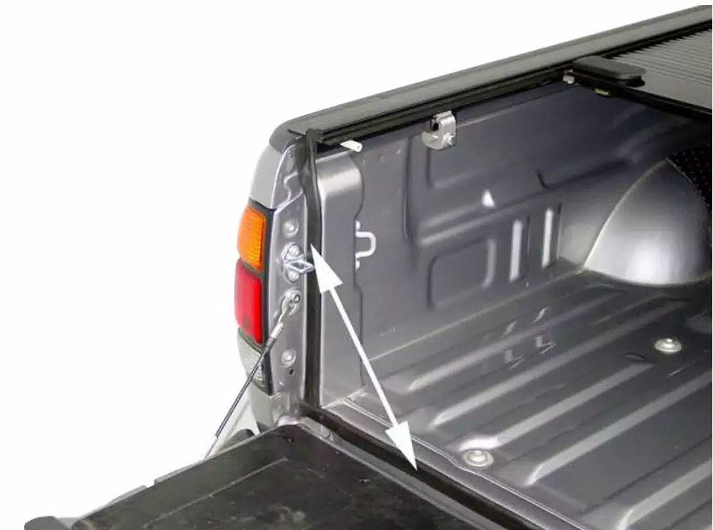 Retrax Tailgate Seal, Black, Rubber – 92011