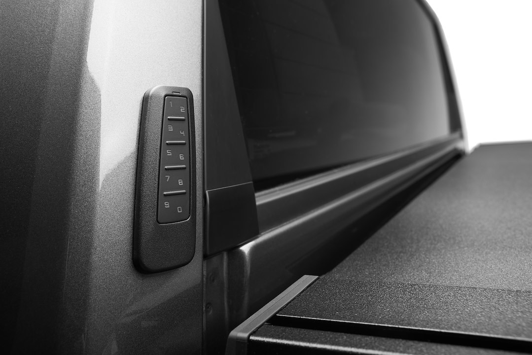 Retrax Tonneau Cover Remote Control, Retrax Eq, Bluetooth Remote Controller for Retrax Eq Tonneau Cover, With 5 Button Keypad – F09-1201