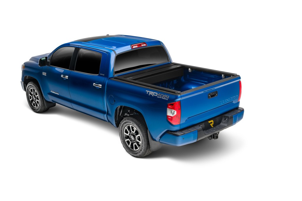 Retrax Tonneau Cover, Retraxone Xr, Manual Retractable, Key Lockable, Black Matte, Polycarbonate – T-60863