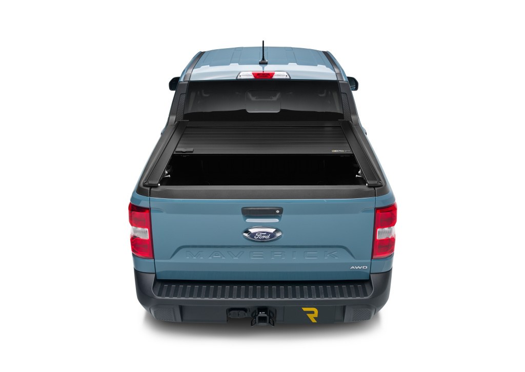 Retrax Tonneau Cover, Retraxpro Xr, Manual Retractable, Low Profile, Matte Black, Aluminum, Key Lockable – T-80502