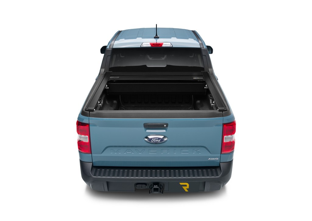 Retrax Tonneau Cover, Retraxpro Xr, Manual Retractable, Low Profile, Matte Black, Aluminum, Key Lockable – T-80502