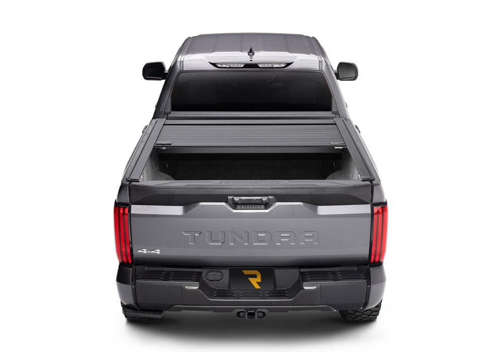 Retrax Tonneau Cover, Retraxpro Xr, Manual Retractable, Key Lockable, Black Matte, Aluminum – T-80863