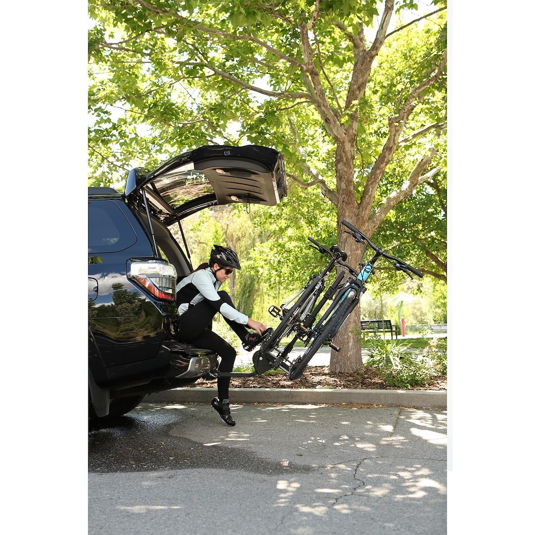 Swagman Bike Rack, Chinook, 1-1/4 Inch and 2 Inch Receiver Hitch Mount, Holds 2 Bikes, Up to 90 Pound Weight Capacity – 64683
