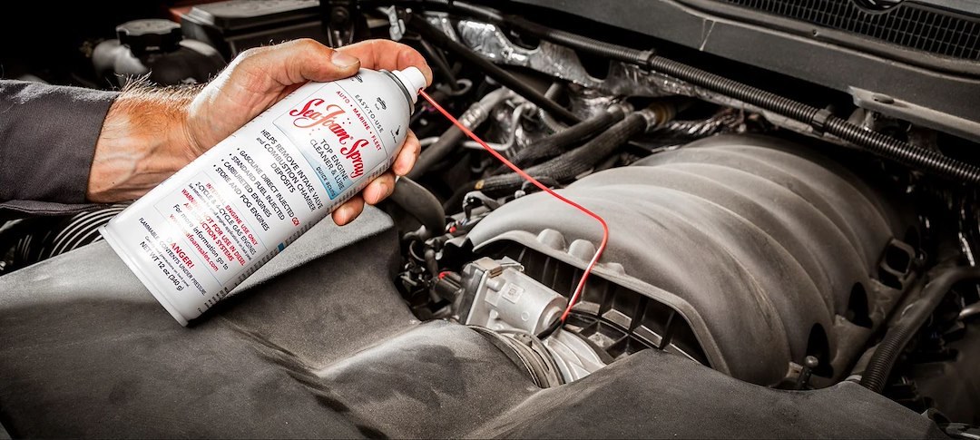Seafoam Fuel System Cleaner, Use to Clean Gum and Varnish Deposits from Sealed Intake System/ Throttle Body and Combustion Chambers – SS14