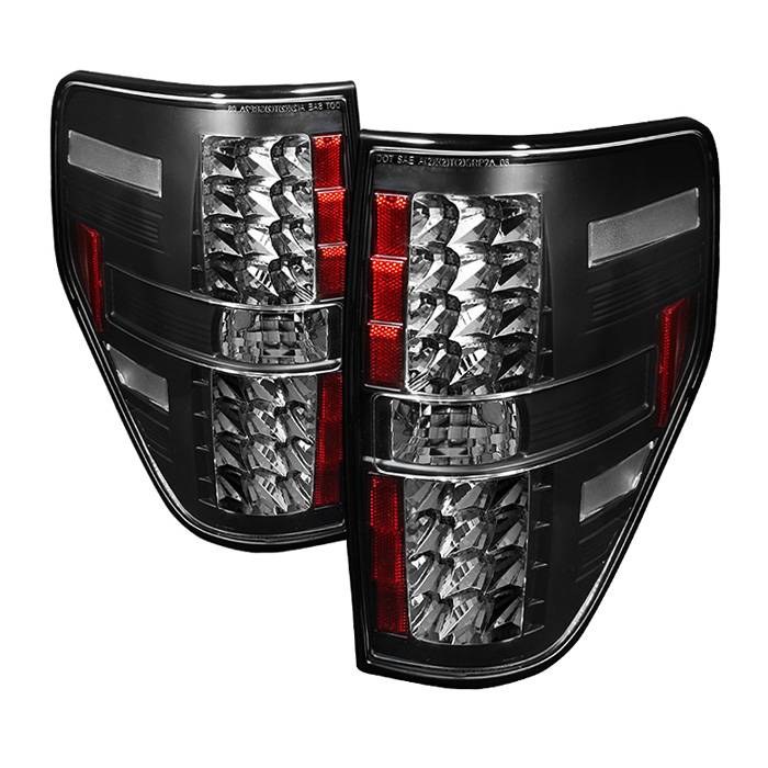 Spyder Auto Tail Light Assembly, LED, Clear Lens, Black Housing, Uses OE Reverse Bulb – 5008374