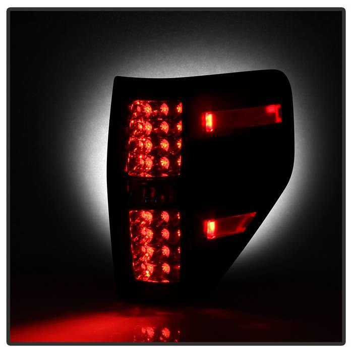 Spyder Auto Tail Light Assembly, LED, Clear Lens, Black Housing, Uses OE Reverse Bulb – 5008374