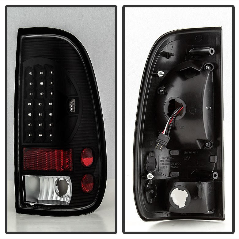 Spyder Auto Tail Light Assembly, LED, Clear Lens, Black Housing, Clear Bulb, Set of 2 – 5012937