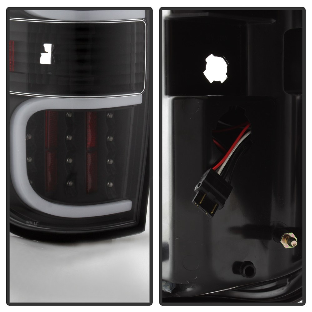 Spyder Auto Tail Light Assembly, Bar Style LED, Clear Lens, Black Housing, Clear Bulb, Set of 2 – 5082169