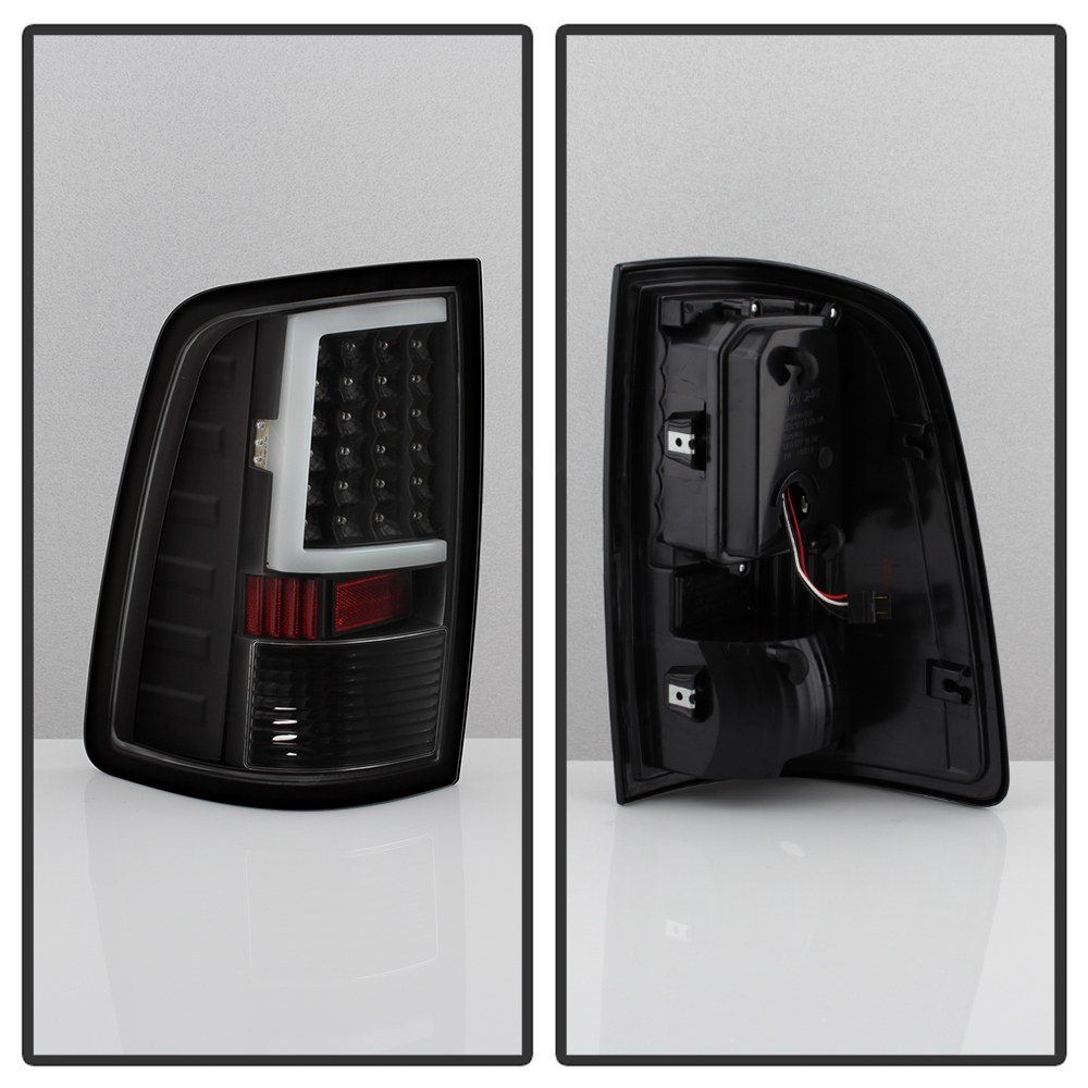 Spyder Auto Tail Light Assembly, LED, Clear Lens, Bar Style, Black Housing, Clear Bulb, Set of 2 – 5082206