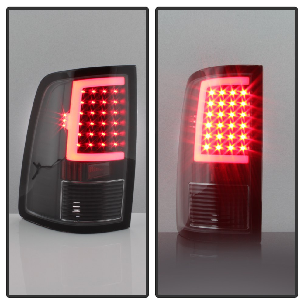 Spyder Auto Tail Light Assembly, LED, Clear Lens, Bar Style, Black Housing, Clear Bulb, Set of 2 – 5082206