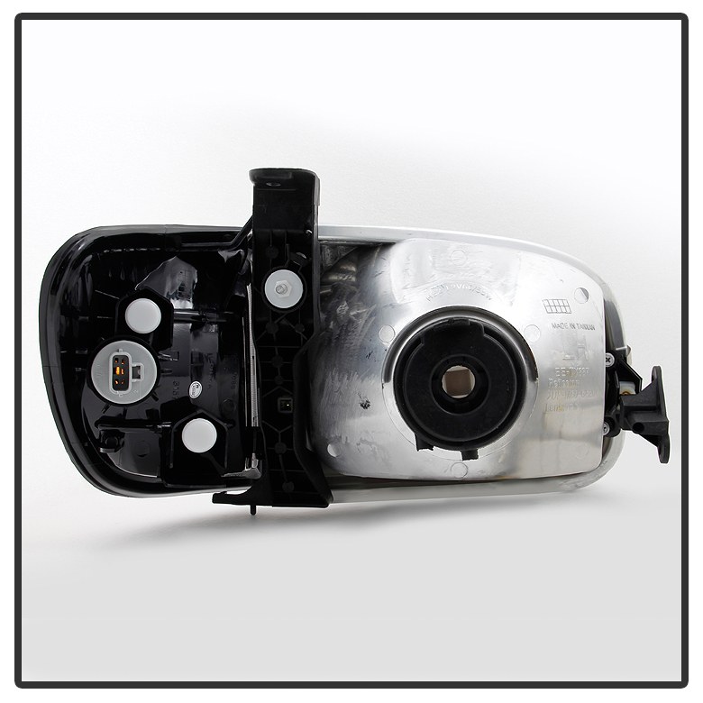 Spyder Auto Headlight Assembly, Bulb Not Included, Standard Beam, Clear Lens, Chrome Plated Housing, Set of 2, With Corner Lights – 9033315