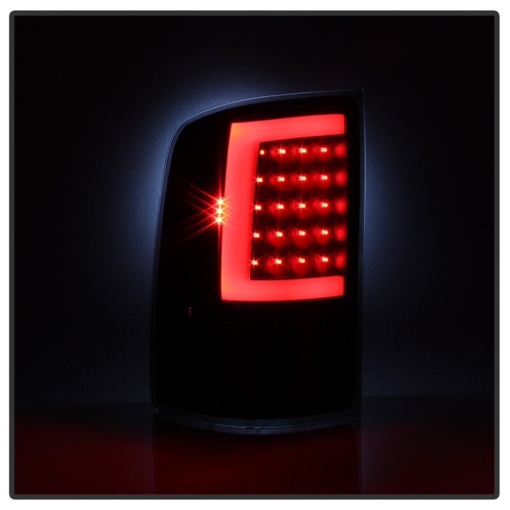 Spyder Auto Tail Light Assembly, LED, Black/ Smoke Lens, Black Housing, Set of 2 – 9038518