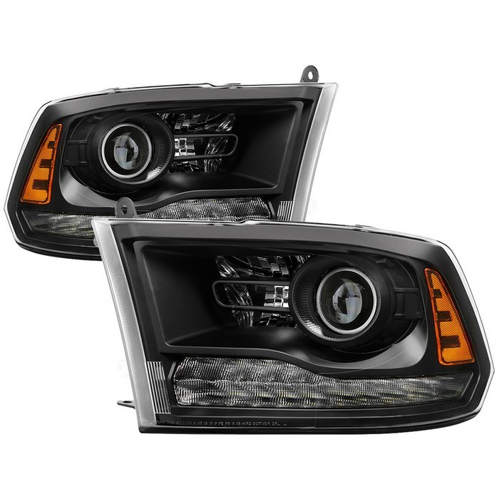 Spyder Auto Headlight Assembly, Halogen Bulb, Projector Beam, Uses Stock Bulb, Clear Lens, Black Housing, Set of 2 – 9040238
