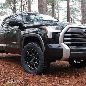 Superlift Leveling Kit Suspension, 2 Inch Lift, Strut Assembly Spacers, With Spacers/ Installation Hardware – 40018