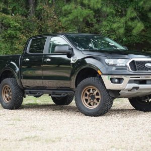 Superlift Leveling Kit Suspension, 2 Inch Lift, With Strut Assembly Spacers/ Installation Hardware – 40050
