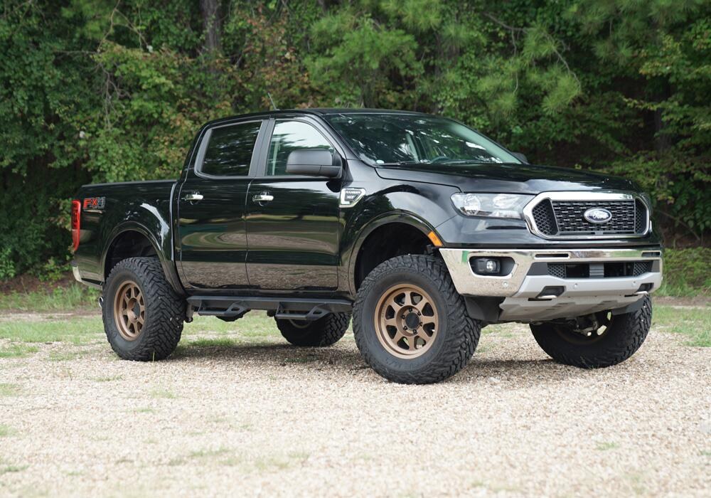 Superlift Leveling Kit Suspension, 2 Inch Lift, With Strut Assembly Spacers/ Installation Hardware – 40050