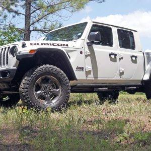 Superlift Leveling Kit Suspension, 2-1/2 Inch Lift, Coil Spring Spacers – 40051
