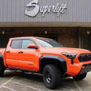 Superlift Leveling Kit Suspension, 1 Inch Lift, Strut Assembly Extensions, With Strut Assembly Extensions/ Installation Hardware – 40054