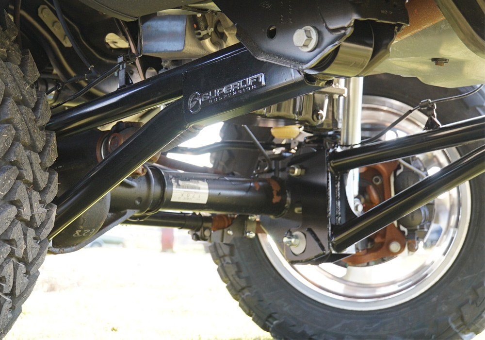 Superlift Radius Arm, With 2 to 6 Inch Lift, Non Adjustable, Powdercoated, Black, Set of 2 – 9250PR