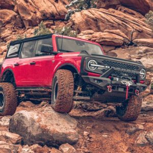 Superlift Lift Kit Suspension, 2 Inch Front Lift, 2 Inch Rear Lift, Without Shock Absorbers IN Kit – Shock Change Not Necessary – 9735