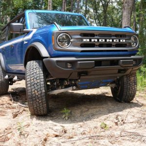 Superlift Lift Kit Suspension, 6 Inch Front Lift, 6 Inch Rear Lift, Without Shock Absorbers IN Kit – Shock Change Not Necessary – K1024