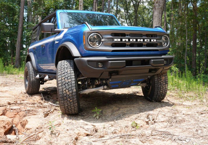 Superlift Lift Kit Suspension, 6 Inch Front Lift, 6 Inch Rear Lift, Without Shock Absorbers IN Kit – Shock Change Not Necessary – K1024