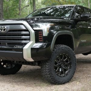Superlift Lift Kit Suspension, 6 Inch Front Lift, 4 to 6 Inch Rear Lift, With Shock Absorbers IN Kit, Black Components – K1026