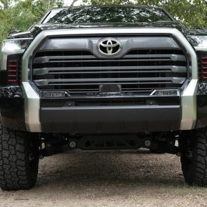 Superlift Lift Kit Suspension, 6 Inch Front Lift, 4 to 6 Inch Rear Lift, With Shock Absorbers IN Kit, Black Components – K1026