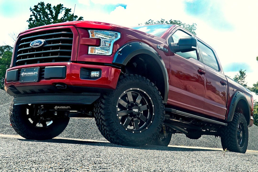 Superlift Lift Kit Suspension, Leveling Kit Suspension, 6 Inch Front Lift, 6 Inch Rear Lift, With Rear Bilstein Shock Absorbers IN Kit – K127B