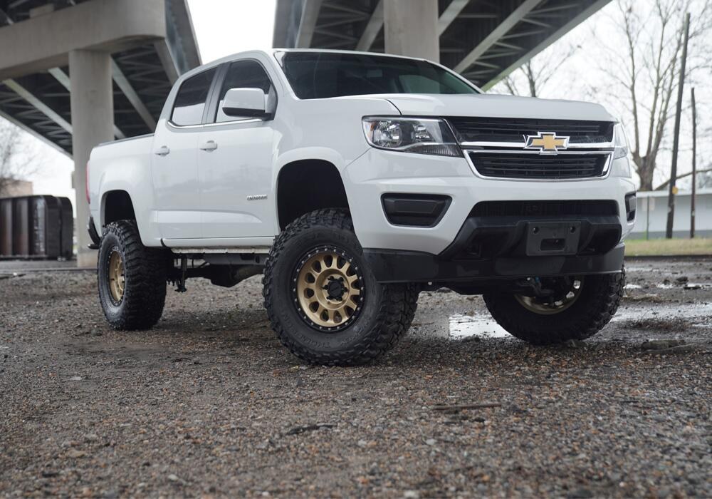 Superlift Lift Kit Suspension, 6 Inch Front Lift, 6 Inch Rear Lift, With Rear Shock Absorbers IN Kit, Black Components – K134