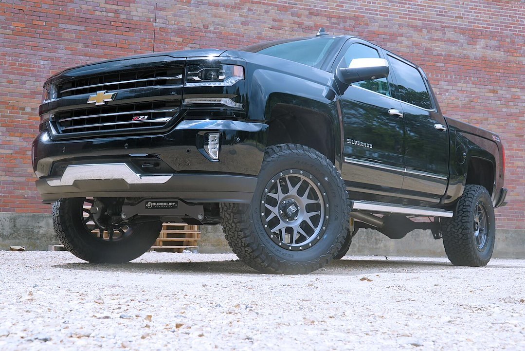 Superlift Lift Kit Suspension, Fox 2.0 Series, 6-1/2 Inch Front Lift, 6-1/2 Inch Rear Lift – K162FX