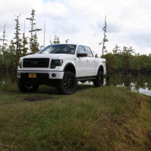 Superlift Lift Kit Suspension, 4-1/2 Inch Front Lift, 4-1/2 Inch Rear Lift, With Rear Superide Shock Absorbers IN Kit – K178